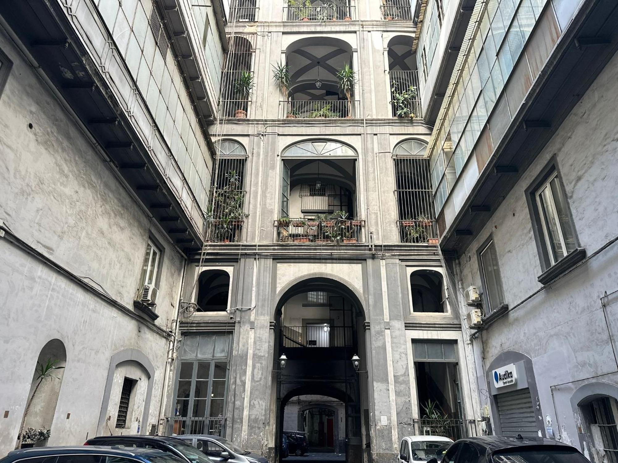 Maison Toledo Suites Naples Extérieur photo